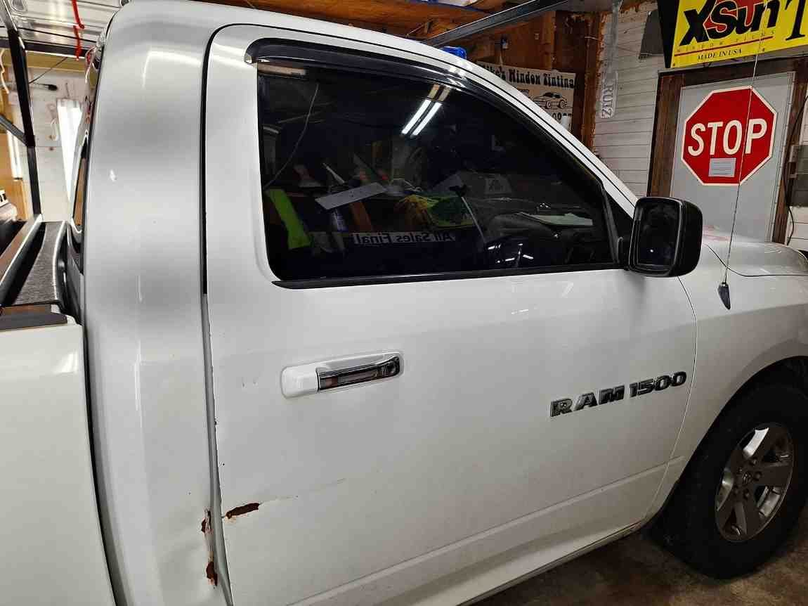 Window Tinting Sun Valley CA - Get Auto and Car Tinting Services with North Hollywood Mobile Auto Glass