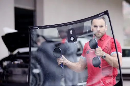 Windshield Repair Burbank CA - Superior Auto Glass Repair and Replacement Services with North Hollywood Mobile Auto Glass